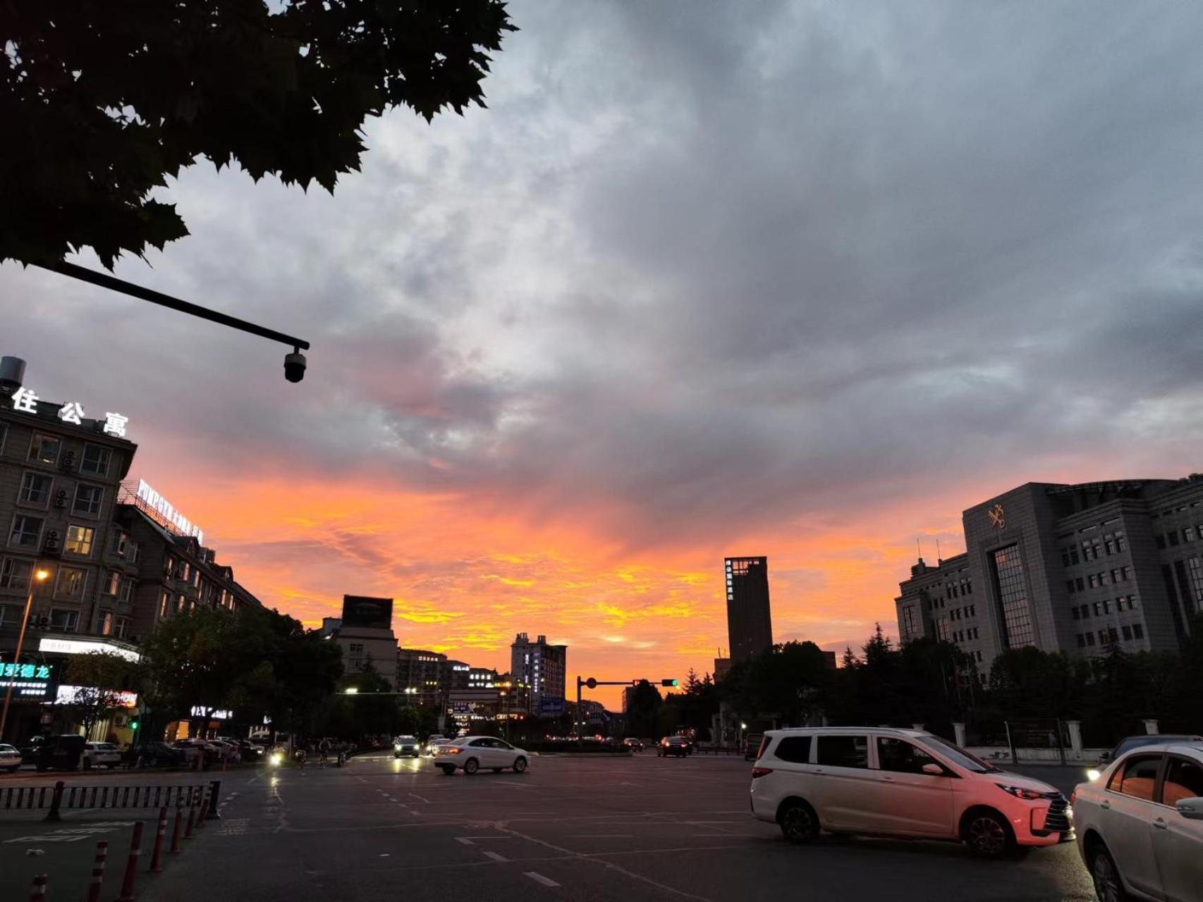 Byland Star Hotel Yiwu  Buitenkant foto